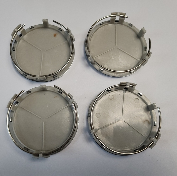 4 Silver Carbon Fiber WHEEL CENTER HUB CAPS EMBLEM FITS MERCEDES BENZ 75MM - Picture 6 of 6